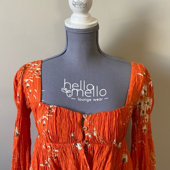 Urban Outfitters Allie tie sleeve orange floral button front bohemian blouse - Picture 3 of 11